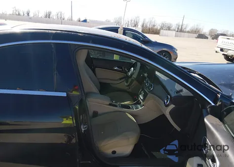 2018 Mercedes-Benz Cla 250 z USA, uszkodzony, nr VIN WDDSJ4EB2JN569837